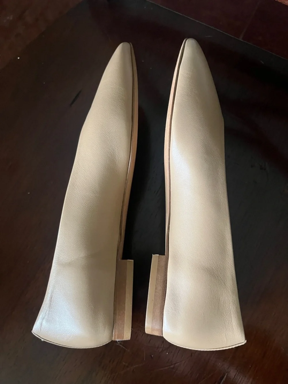 Everlane classic almond